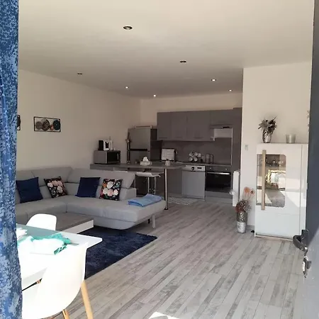 Belle Maison Neuve A 15 Min De Bordeaux Et 35 Min بيت للعطل