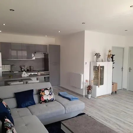 Belle Maison Neuve A 15 Min De Bordeaux Et 35 Min * سيستاس