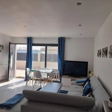 Belle Maison Neuve A 15 Min De Bordeaux Et 35 Min بيت للعطل